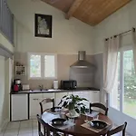 Maisonnette Les Issignols Vakantiehuis